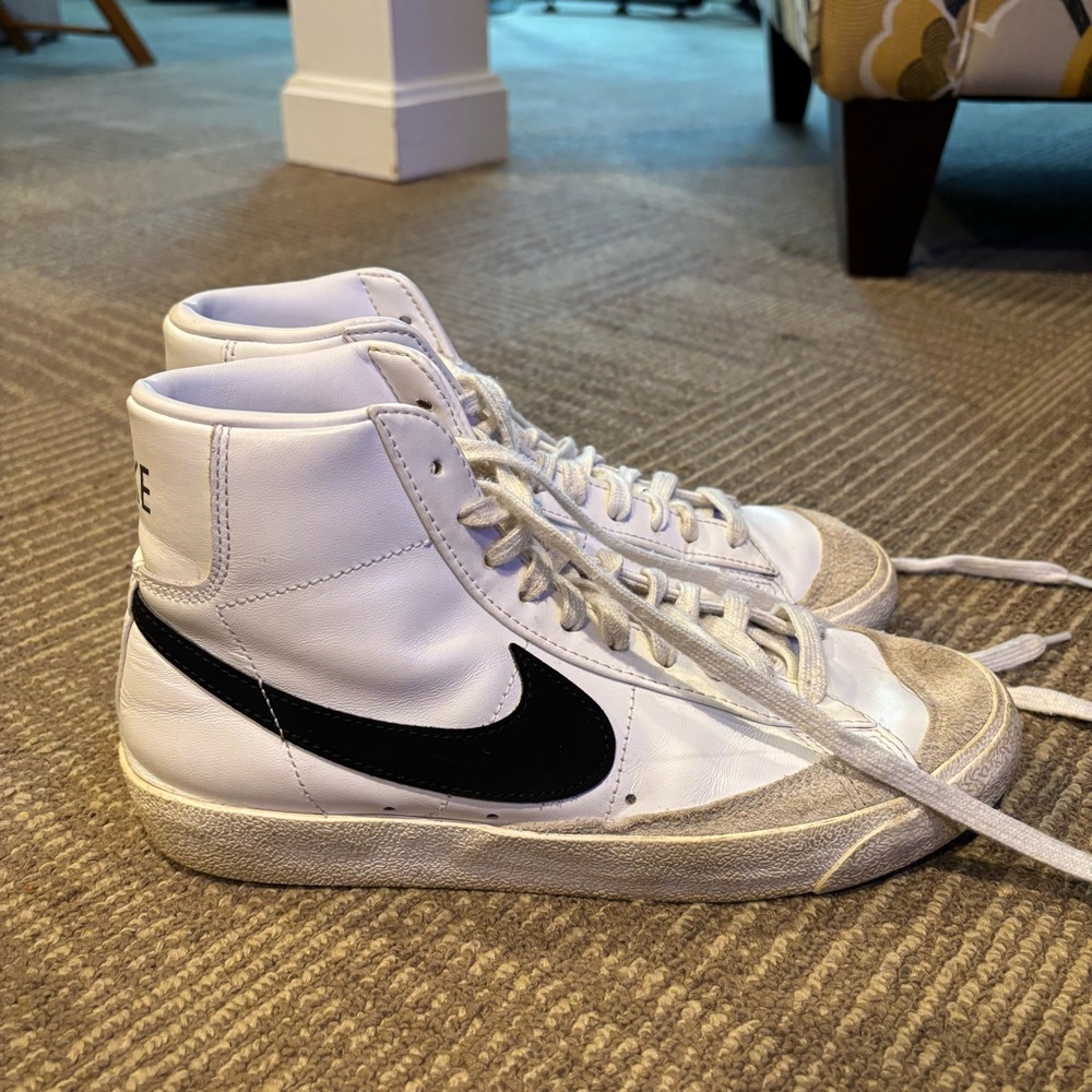 Nike Blazer Mid 77 White and Black Sneakers Hi Tops
